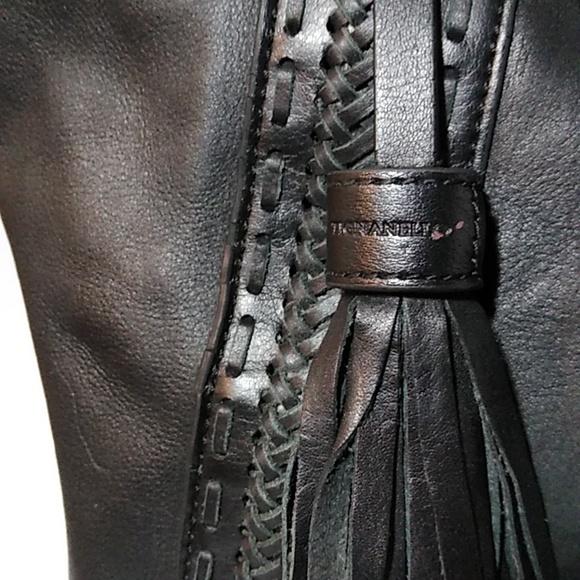 Tignanello black leather shoulder  bag with tassel - Picture 3 of 11